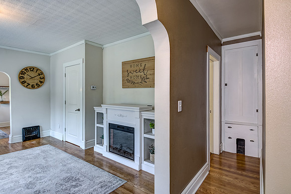 16A - Interior-1