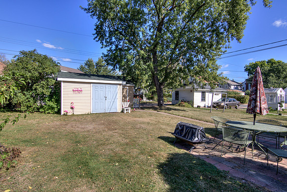19 - Backyard-07
