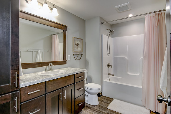 12b - Bathroom-3