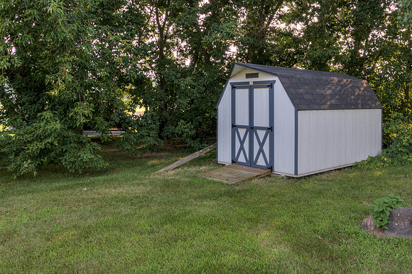 18 - Outbuilding-1