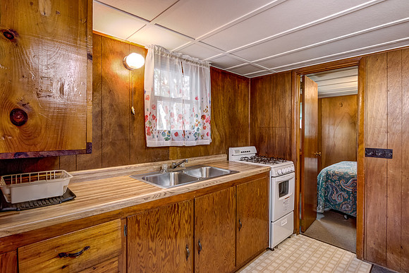 03 - Kitchen-5
