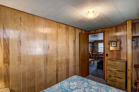 10 - Main Level Bedroom - 1-2
