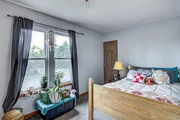 11 - Upper Level Bedroom - 2-1-Edit