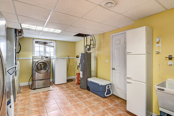15 - Laundry-1