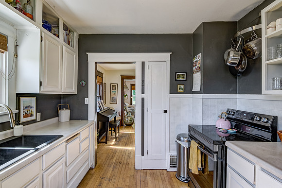 03 - Kitchen-4