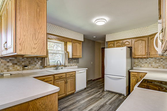03 - Kitchen-1