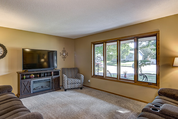 02 - Living Room-1
