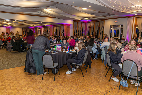 Darren Hoeppner - 21 -Purses for Paws 25-21