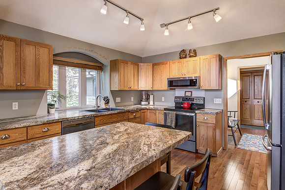 03 - Kitchen-2