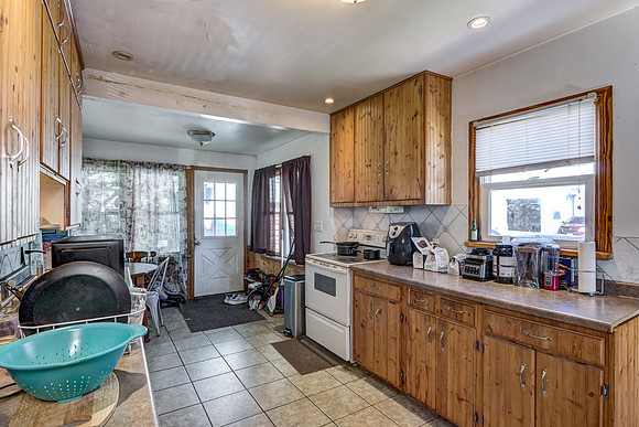 03 - Kitchen-2