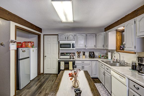 03 - Kitchen-05