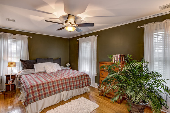11 - Upper Level Bedroom - 1-1