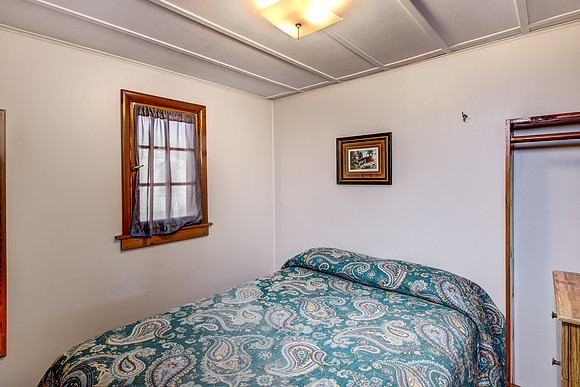10 - Main Level Bedroom - 1-1