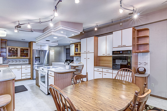 03 - Kitchen-4