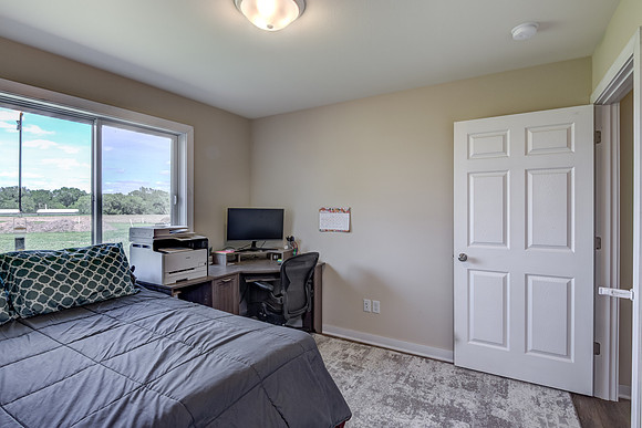 10 - Main Level Bedroom - 1-2