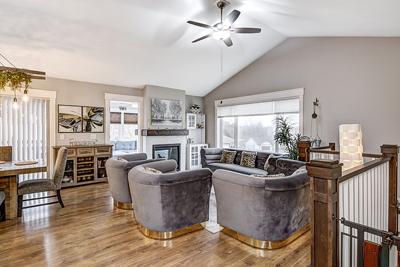 02 - Living Room-3