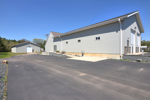 20 - Exterior-7