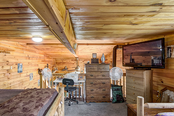 11 - Upper Level Bedroom - 1-4