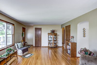 02 - Living Room-3