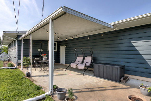 19 - Backyard-5-Edit