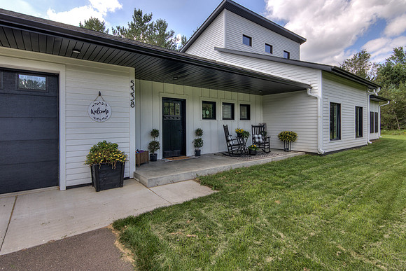 20 - Exterior-1