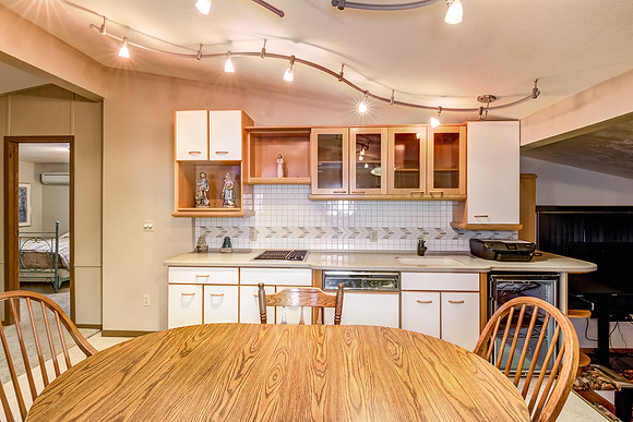 03 - Kitchen-7