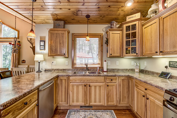 03 - Kitchen-1