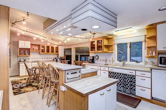 03 - Kitchen-1
