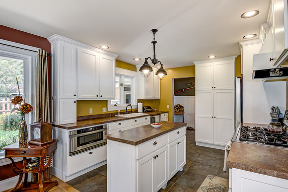 03 - Kitchen-1