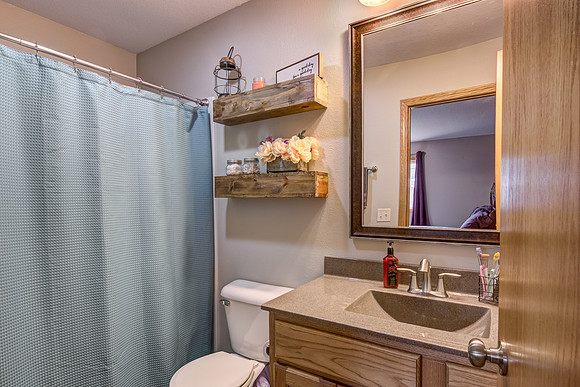 07 - Primary Bathroom-1-Edit