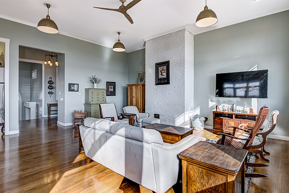 02 - Living Room-4