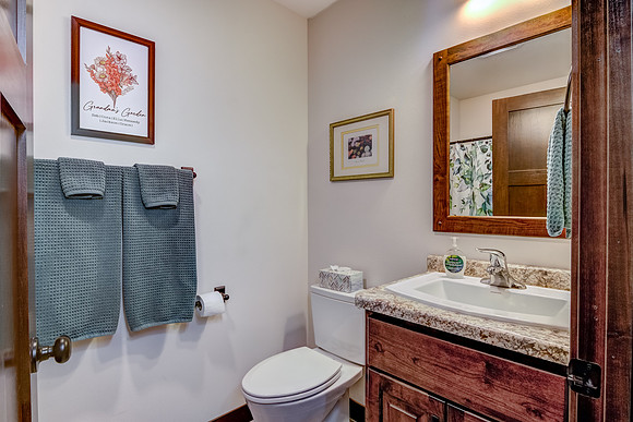 12b - Bathroom-3