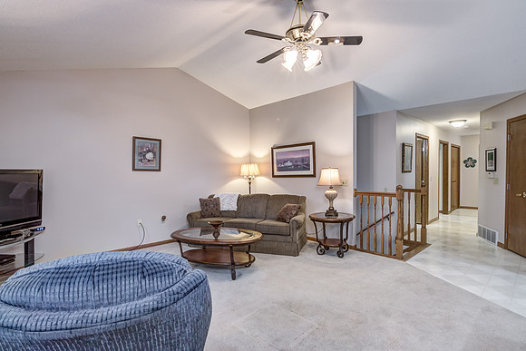 02 - Living Room-2