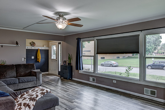 02 - Living Room-6