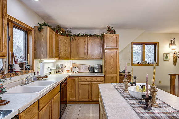03 - Kitchen-5