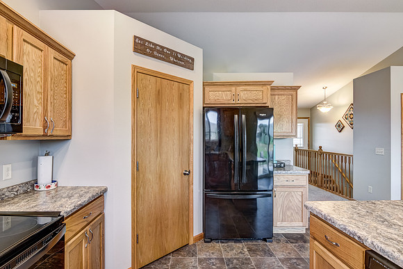03 - Kitchen-5