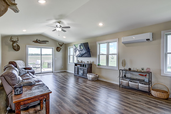 02 - Living Room-1