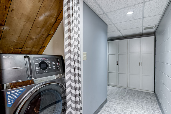 15 - Laundry-1