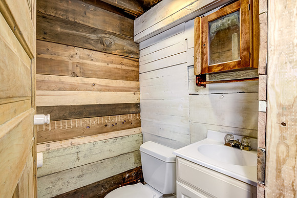12b - Bathroom-7