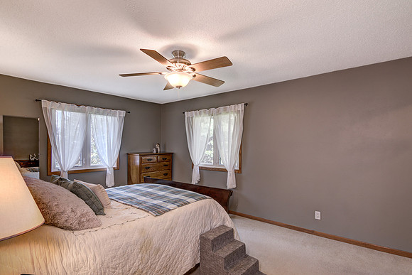 06 - Primary Bedroom-1
