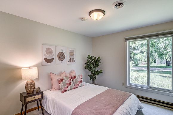 10 - Main Level Bedroom - 1-1