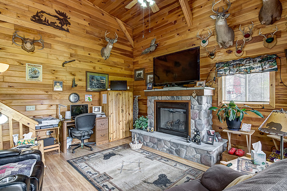 02 - Living Room-1