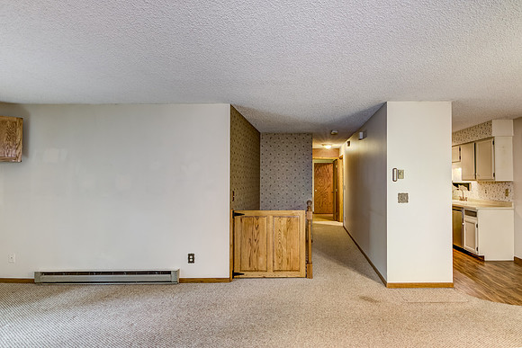 02 - Living Room-3