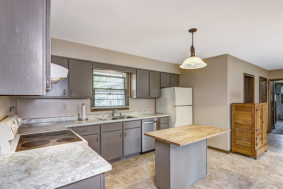 03 - Kitchen-2
