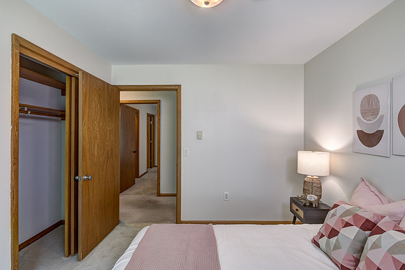 10 - Main Level Bedroom - 1-2