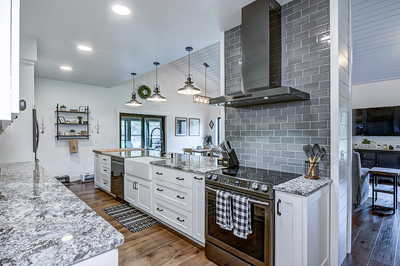 03 - Kitchen-5