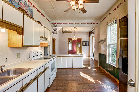 03 - Kitchen-5