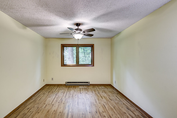 10 - Main Level Bedroom - 1-1