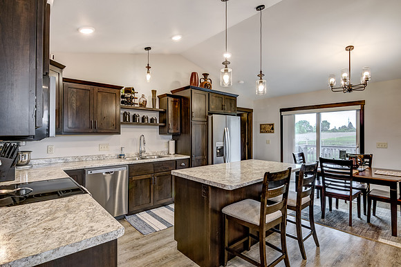 03 - Kitchen-1