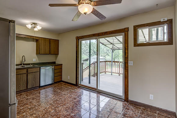 03 - Kitchen-1